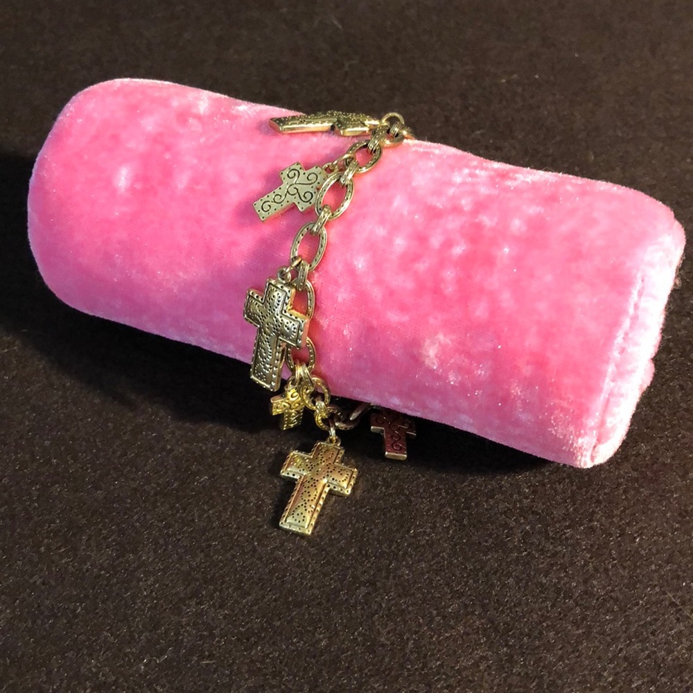 Cross bracelet